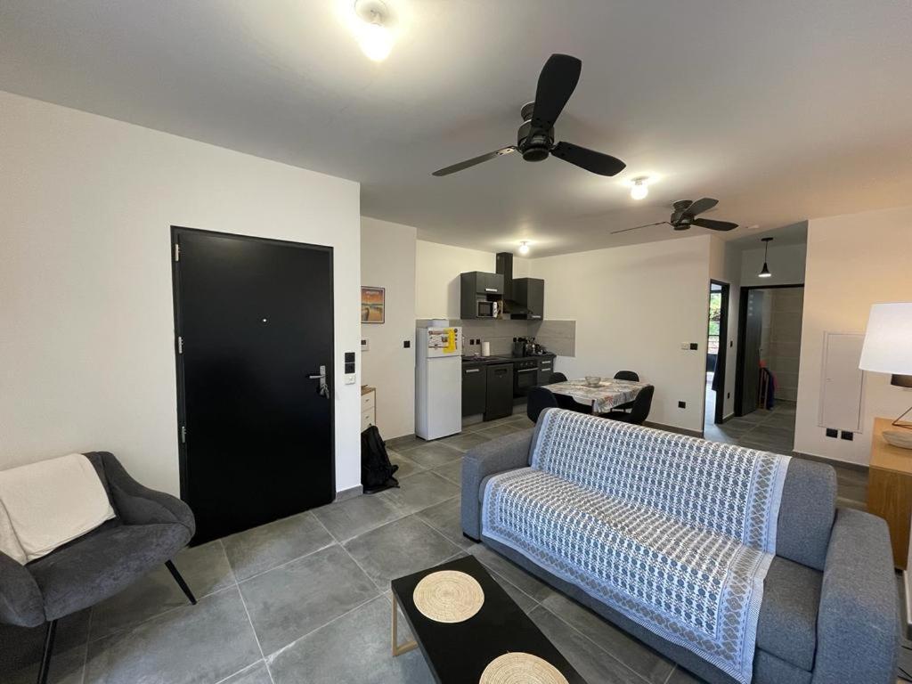 Leu Girembelle Apartment Saint-Leu Exterior photo
